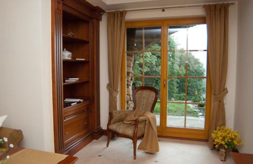 Szczyrk Apartment | Krupówka Mountain Resort Szczyrk - Widokowy hotel z basenami & wellness