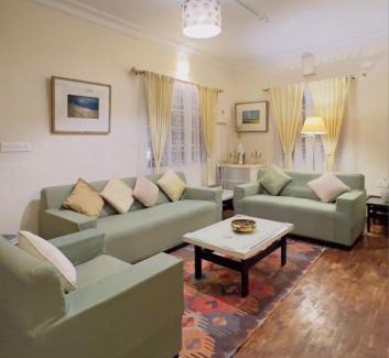 Wellington House | Kumar's Mountain View Cottage