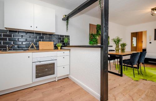 Oberhausen Apartment | Kurzzeitglück 24h Self Check-In OB01-01