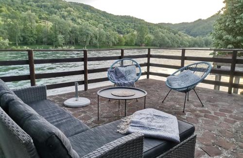 Ljubovija House | Kutak na Drini