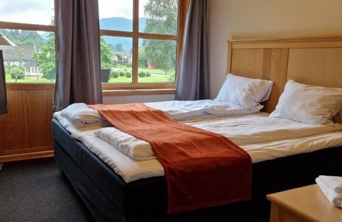 Lyngdal Hotel | Kvåstunet