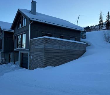 Hundorp House | Kvitfjell Year-round destination-Ski in ski out - World Cup side