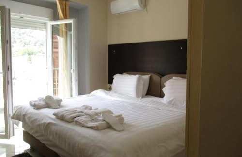 Kastoria House | Kyknos De Luxe Suites & Rooms