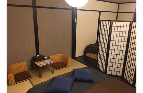 Nakagyo Ward House | Kyoto Tsubaki "Tsubaki" A 5-minute walk from JR Nijo Station, a large and comfortable old folk house in Kyoto!