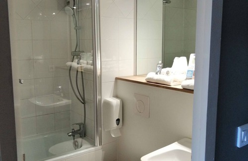 Villalbe Hotel | Kyriad Carcassonne - Aéroport