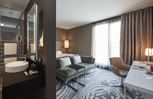 Bielefeld Hotel | LÉGÈRE HOTEL Bielefeld