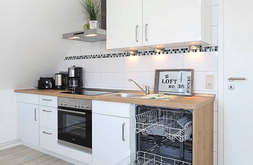 Werdum Apartment | Lübbert W2 - Vacation Apartments Haus Konteradmiral Ulrich Lübbert