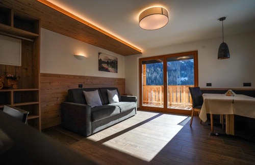 San Genesio Apartment | Lüch de Crusteles