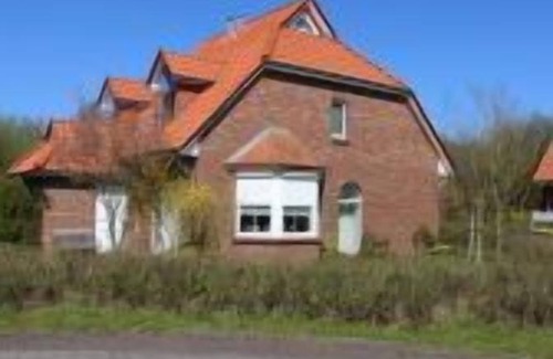 Greetsiel House | Lüttje Huus in Nähe der Zwillingsmühlen für 5 Personen