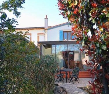 Plaisance-du-Touch Apartment | L'échappée authentique-véranda climatisée-barbecue