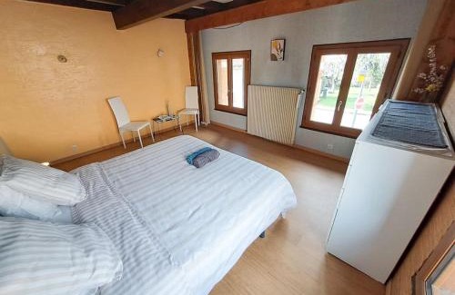 Plaisance-du-Touch Apartment | L'échappée authentique-véranda climatisée-barbecue