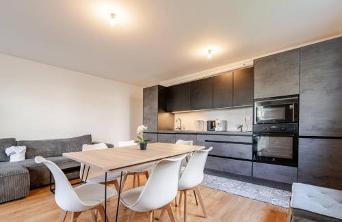 Vaires-sur-Marne Apartment | l'Éden familial - cosy T3 proche Disneyland avec jardin