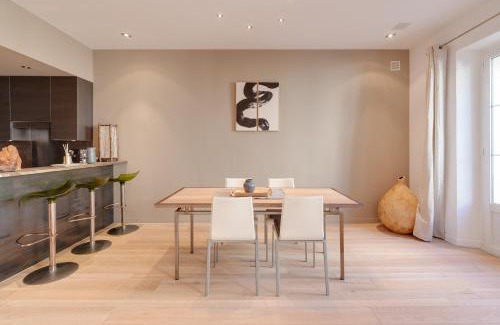 Antibes City Centre Apartment | L'élégance à Antibes , central, 1 min de la plage