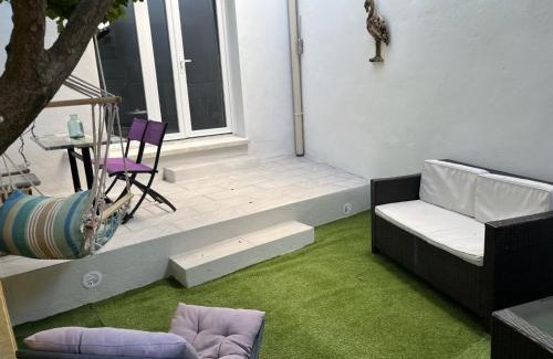 Saintes-Maries-de-la-Mer Apartment | L Abri-côtier Appartements
