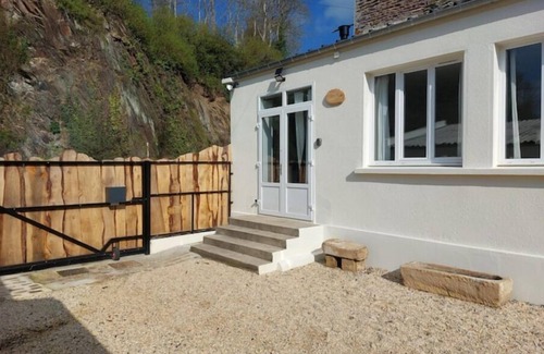 Thury-Harcourt House | L'aigrette, Moderne, Ensoleillé et Bien Placé