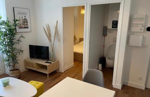 Lorient Apartment | L'amiral n2 T2 nouvelle ville ByLocly