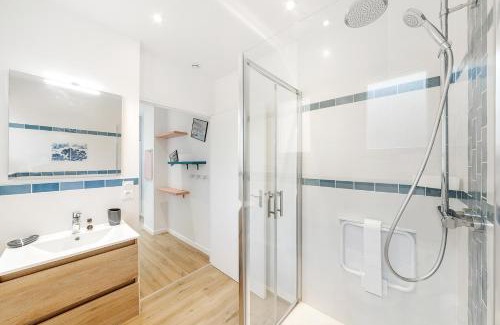 Cancale Apartment | L'Amirauté - Vue imprenable sur la mer