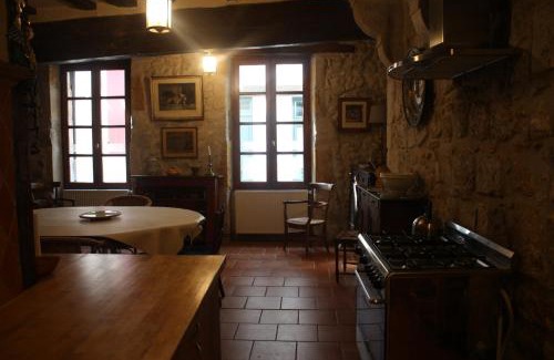 Casteljaloux Apartment | L' Ancien Relais de Poste Henri