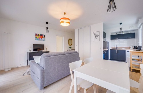 Merignac Apartment | L'Arboresens - Appt avec terrasse et parking