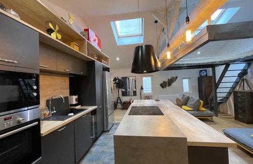 Saint - Aubin - Dupuy Apartment | L atelier toulousain