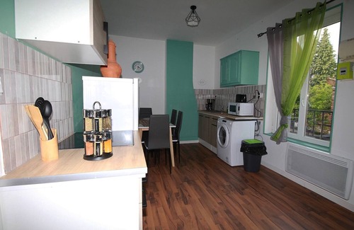 La Fere Apartment | L'athéna - Charming and spacious apartment