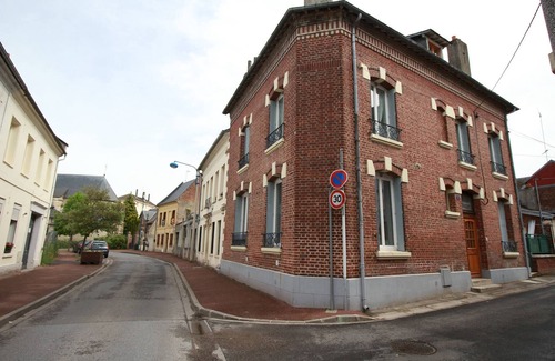 La Fere Apartment | L'athéna - Charming and spacious apartment