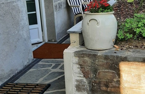 Aurillac House | L'Enclos des Lys STUDIO