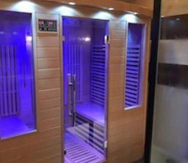 La Lande-de-Fronsac House | L Escale Girondine avec son spa, son sauna et sa piscine privative