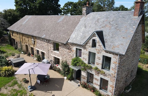 Hudimesnil Bed & Breakfast | L'escale Le Giré