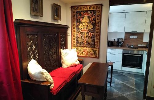 Montaubert - Rille - Saint-Sulpice House | L'Escapade Médiévale