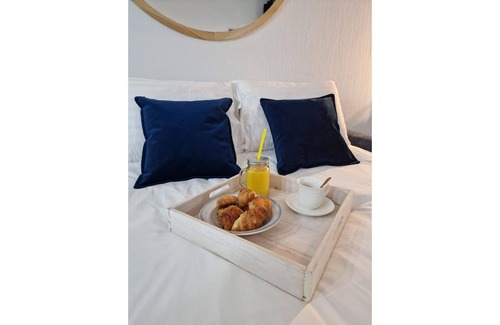 Menpenti Apartment | *L'Escupade*BAYTI-LOC*Timone-Terrasse-Wifi-Netflix