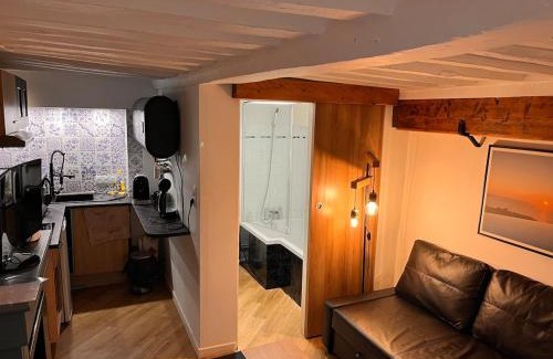 Centre Ancien Apartment | L 'iris, studio à Caen