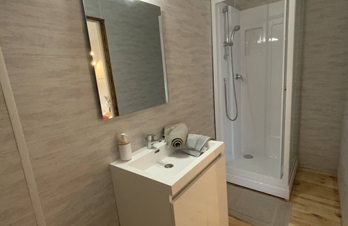 Saint-Georges-de-Levejac Bed & Breakfast | L'Oustaliere, BARBARA room, spa and sauna access
