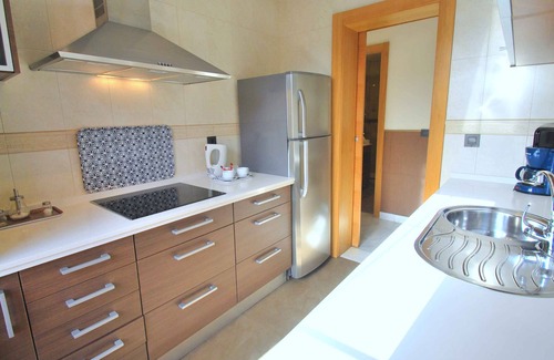 Alameda Apartment | L5.3 Dorm. Apartment with Terraces/WIFI/Air Conditioning/Kitchen