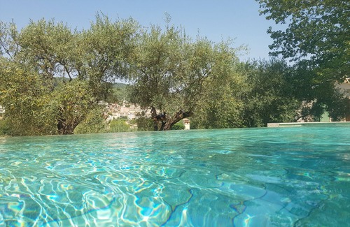 Callas House | La Bastide des Oliviers.charming villa in a peaceful setting with swimming pooln