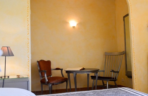 Cruis House | La Bastide du Claus - Vitaverde, bed and breakfast Fontaine