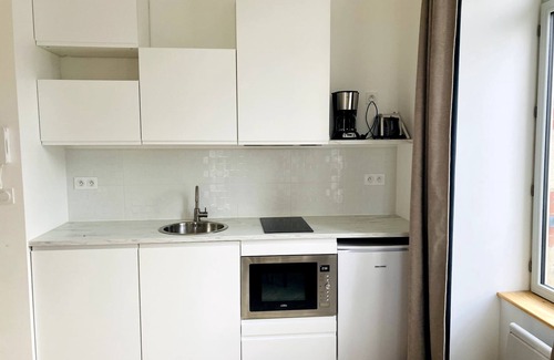 Dinan Apartment | La Belle Consigne - Appart T2 Dinan Center Gare
