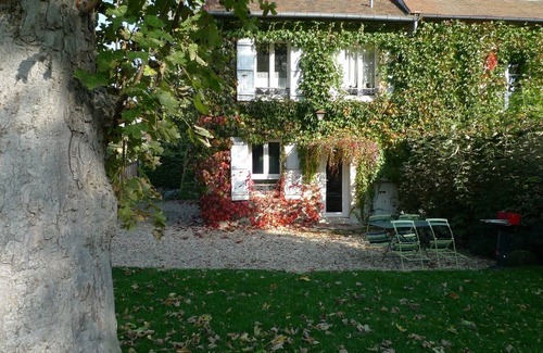 Quincy-Voisins Cottage | La Bergerie House A 10 Mn from Disneyland, easy access to the Portes De Paris