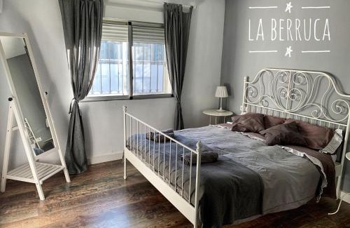 Malpartida de Caceres House | La Berruca Casa Rural Malpartida de Cáceres