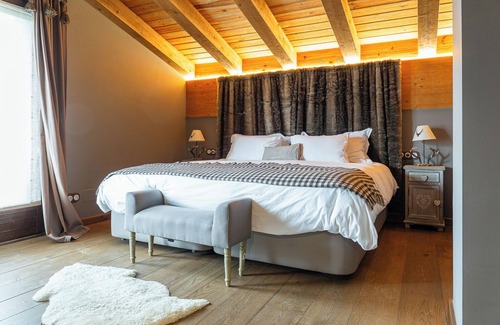 Canillo Bed & Breakfast | La Borda del Pi I Isards I Breakfast Included