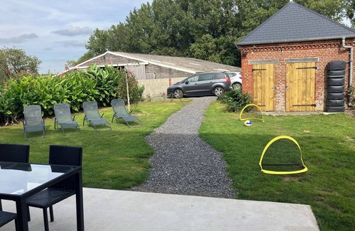 Landouzy-la-Cour House | La Brossière, Gite Dans la Nature, Avec Salle de Jeux Idéal Pour Tous les Temps
