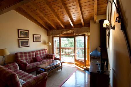 Alp Apartment | La Cabana dels Esquirols