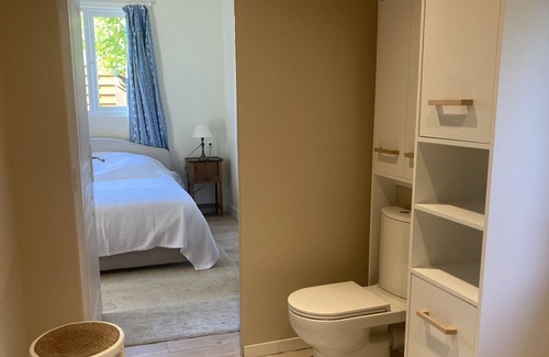 Pleine-Seve Apartment | La Camuche, calm, comfort and green surroundings