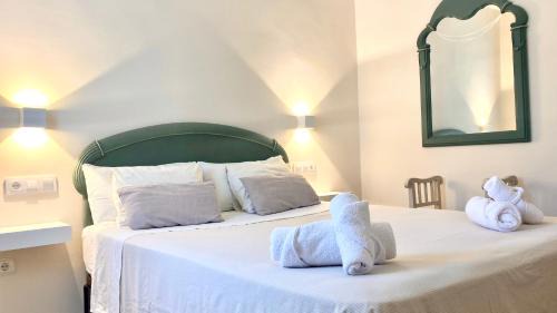 Almodovar del Rio House | La Casa de Ángela