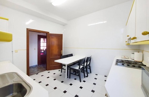 Fisterra Apartment | La Casa de Ana is located in an old salting factory dating back to 1805.