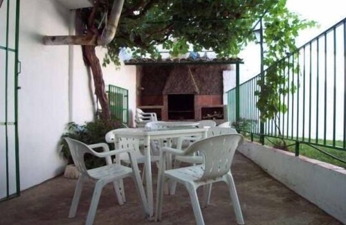 Campo-Nubes Cottage | La Casa de Camponubes for 10 people