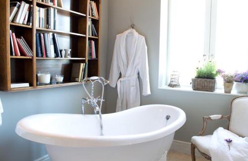 Candeleda Hotel | La Casa de los Tomillares