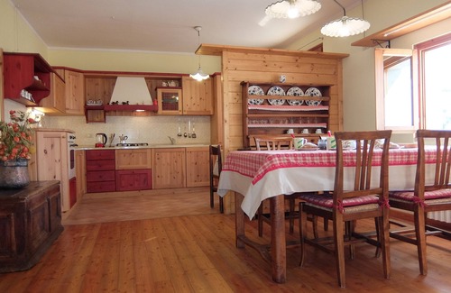 Provaglio d'Iseo Apartment | La Casa del Mandorlo in Franciacorta near Lake Iseo CIN IT017156C24G2MYP8D