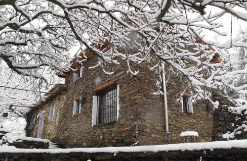 Guejar Sierra Ski Chalet | La Casa del Nogal