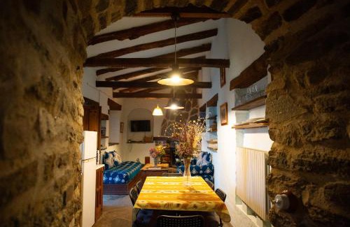 Guejar Sierra Ski Chalet | La Casa del Nogal